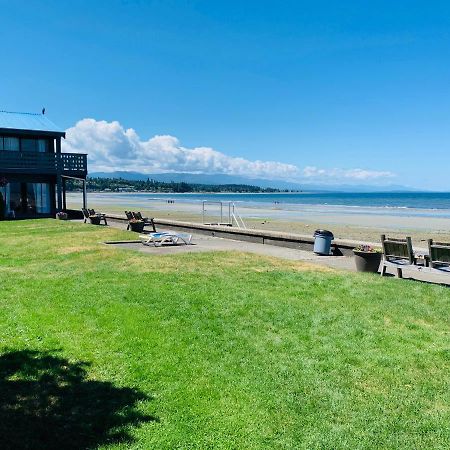 Sand Pebbles Inn Qualicum Beach Bagian luar foto